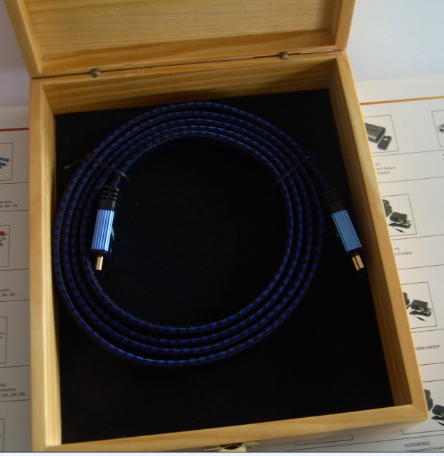 Flat HDMI Cable with Wooden Box Packaging